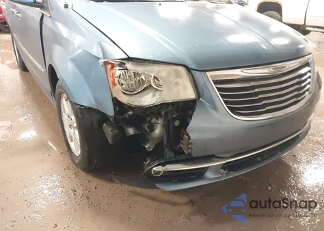 2012 Chrysler Town & Country Touring z USA, uszkodzony, nr VIN 2C4RC1BG4CR124040